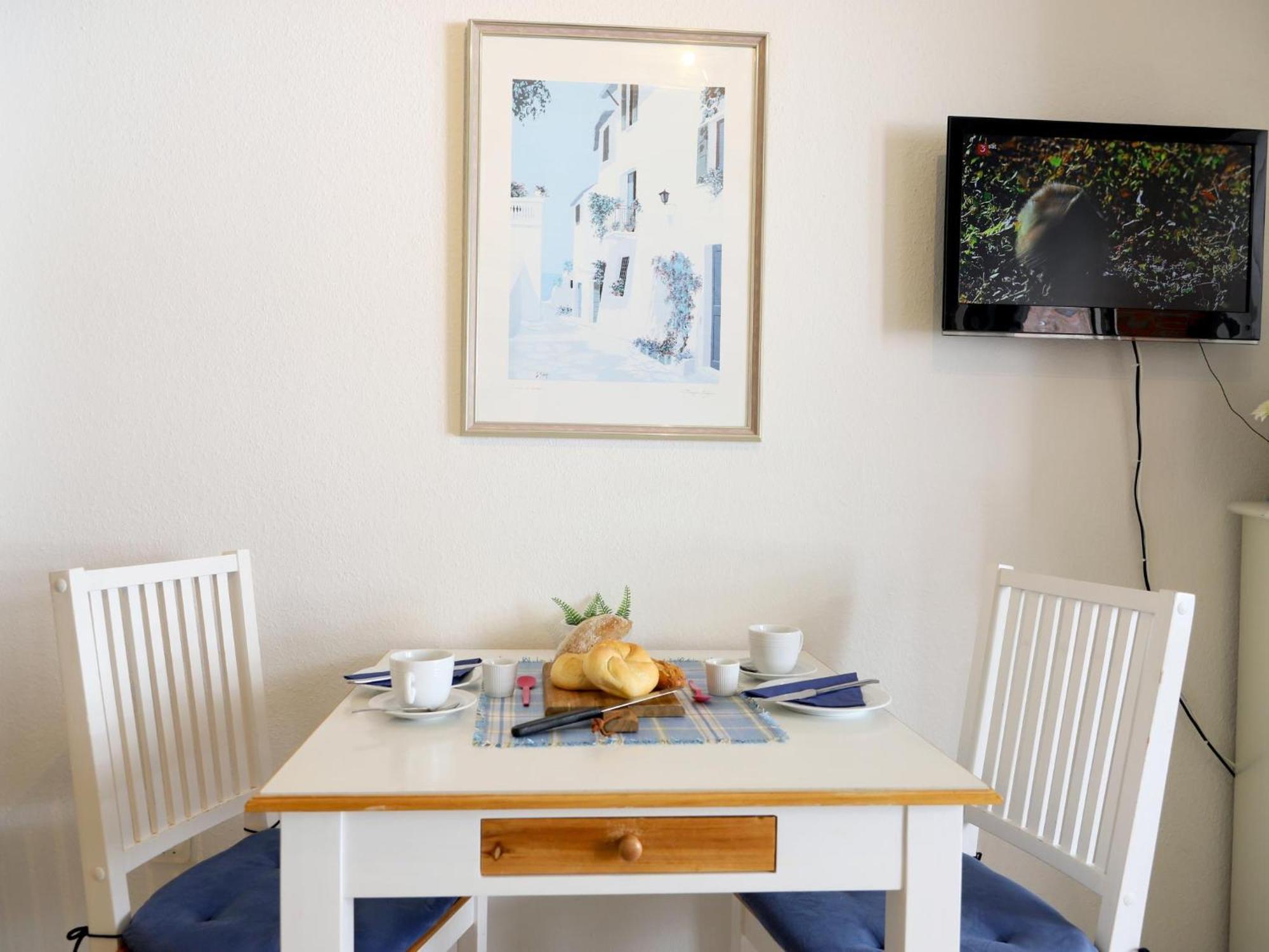 Apartment Mit 2 Balkonen *