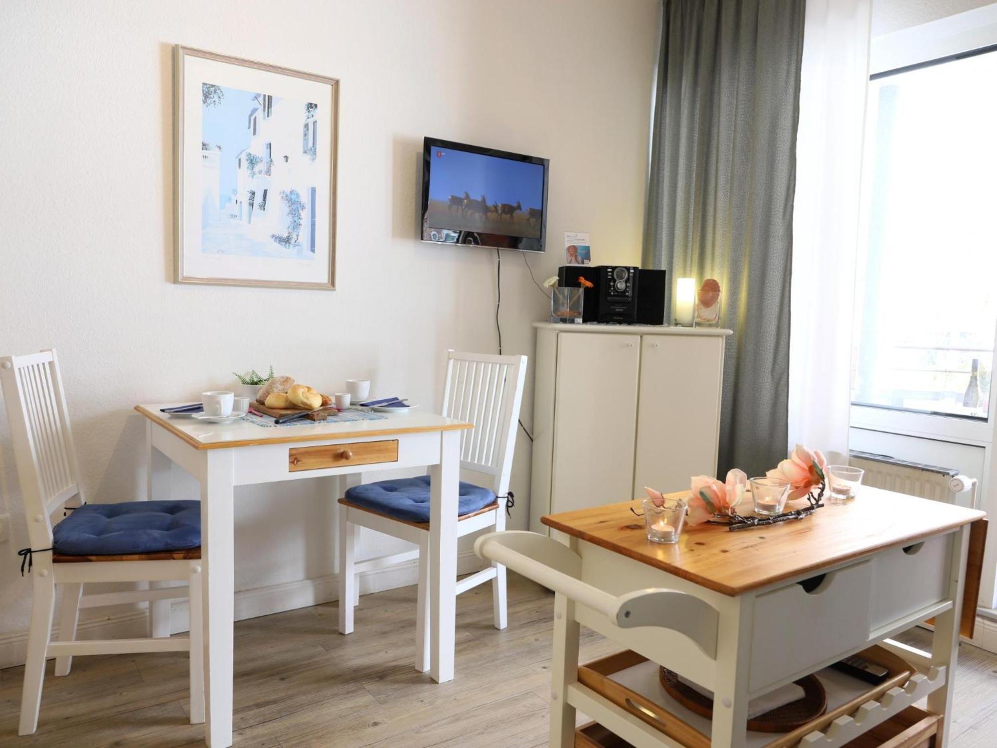 Apartment Mit 2 Balkonen *